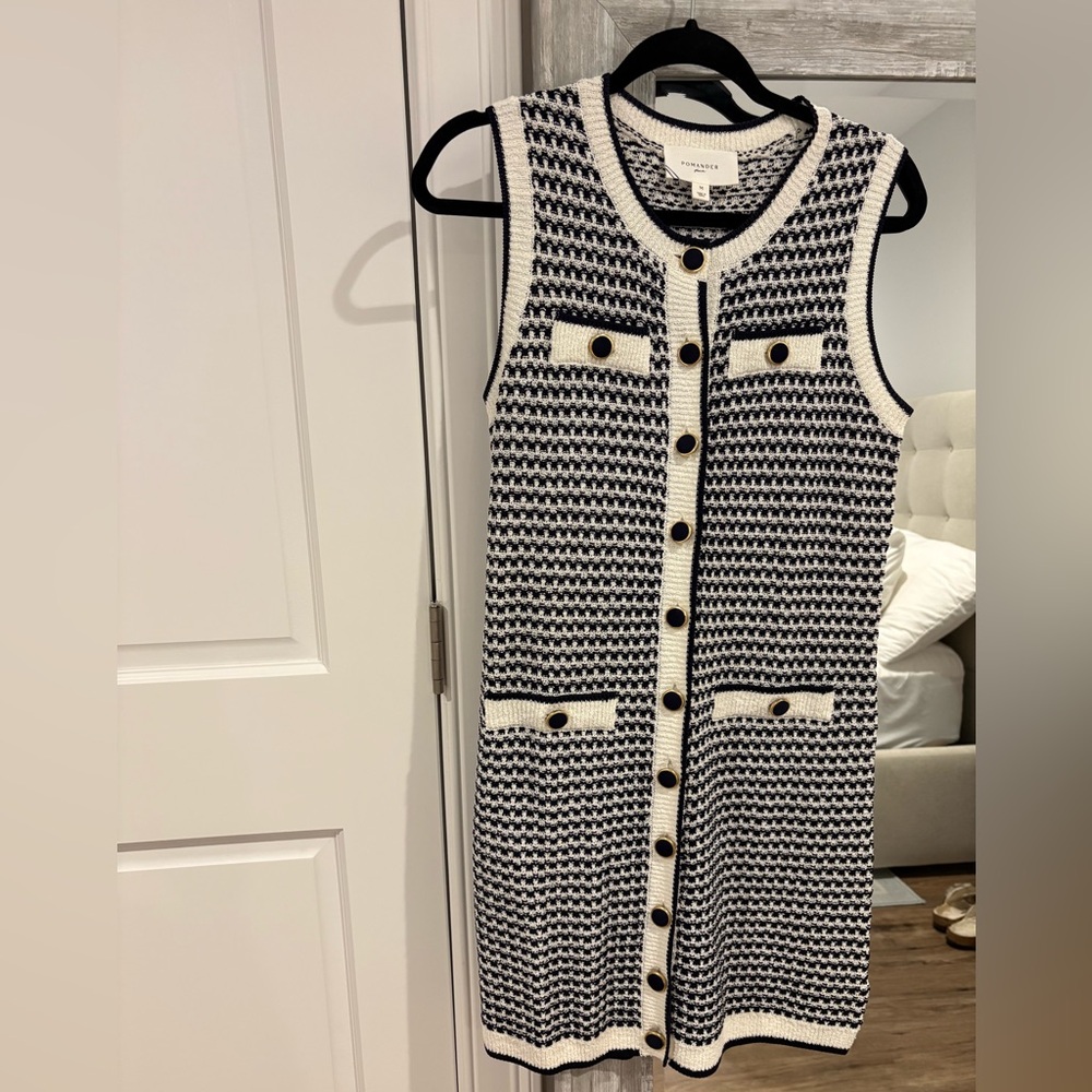 Navy & White Sleeveless Knit Dress - M - Smoke Free/Pet Free Home